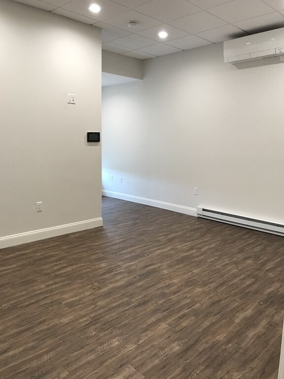 1064 N Shore Rd unit 11, Revere, MA 02151 - photo 4