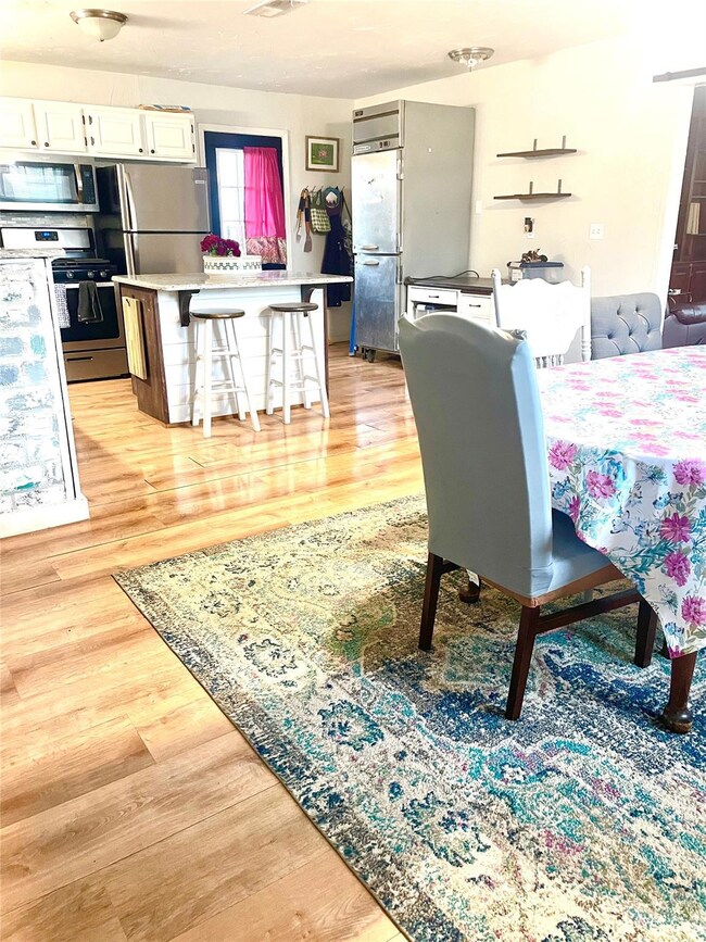 1602 Dicey Rd, Weatherford, TX 76085 - photo 4