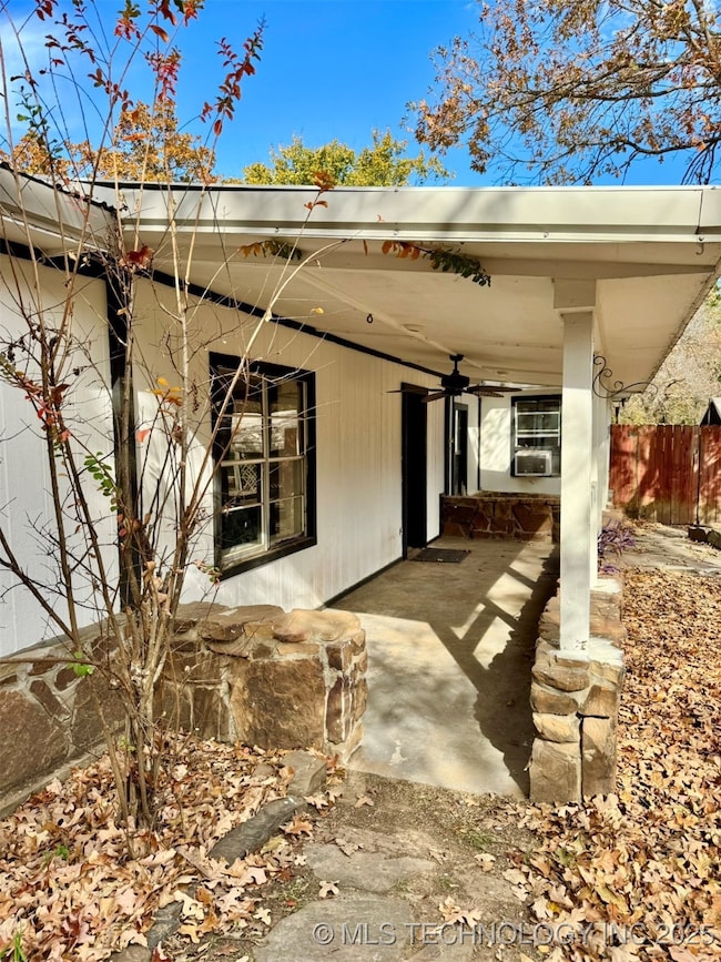 74 Hickory Wood Ln, Eufaula, OK 74432 - photo 5