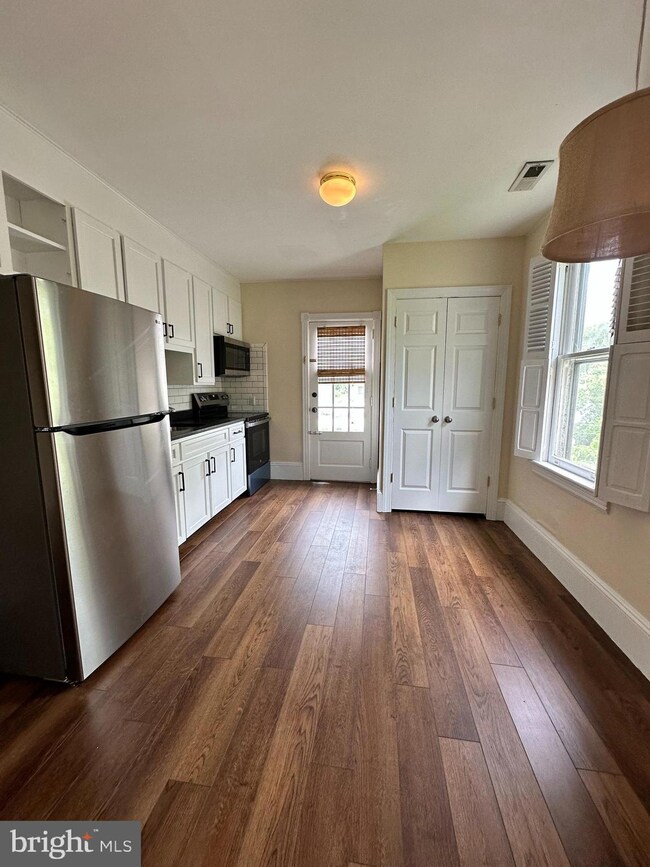 167 S Main St, Doylestown, PA 18901 - photo 3