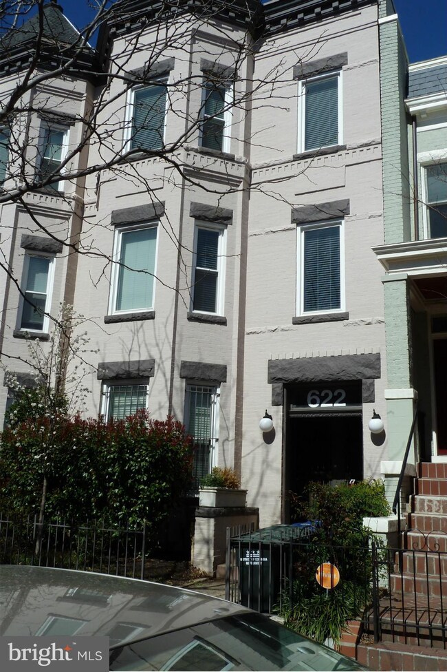622 F St NE unit 3, Washington, DC 20002 - photo 2