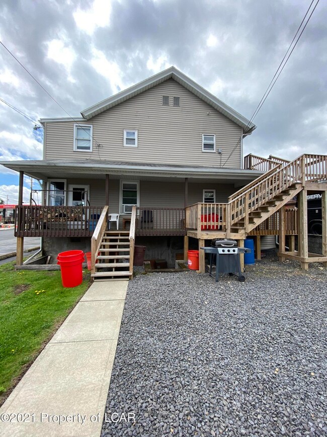 114 Union St unit 116, Taylor, PA 18517 - photo 3