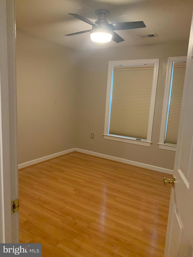 13530 Davinci Ln unit 53, Herndon, VA 20171 - photo 6