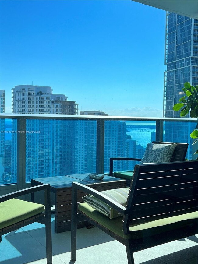 200 Biscayne Blvd Way unit 3201, Miami, FL 33131 - photo 7