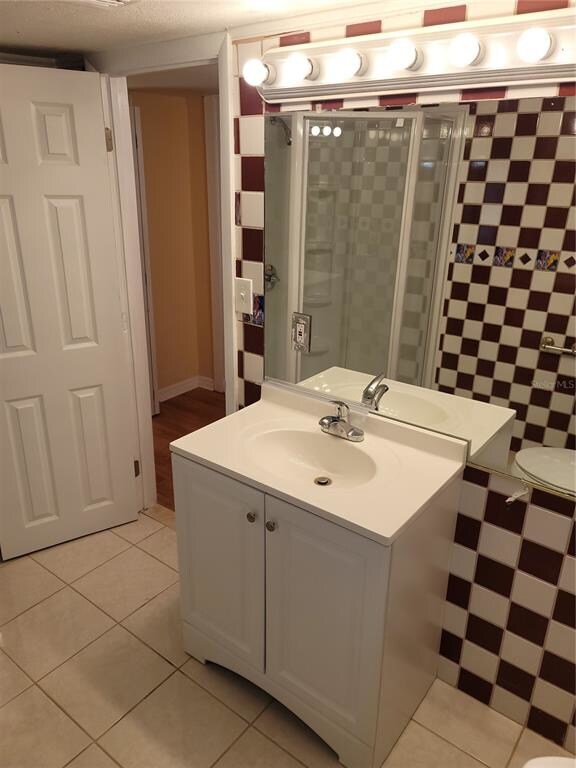 3404 E 27th Place, Tampa, FL 33619 - photo 6