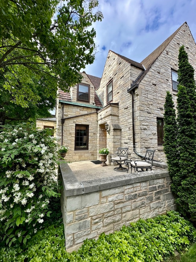 Timeless architecture