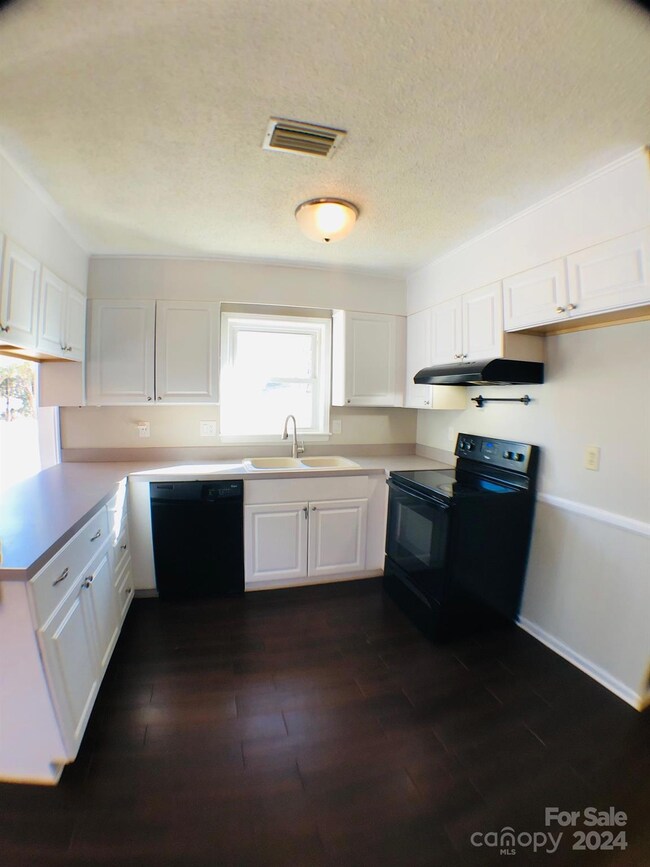 125 Hoots Ln, Statesville, NC 28625 - photo 6