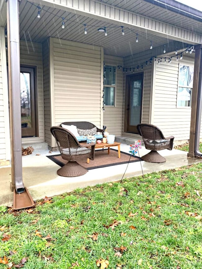 717B N Russell St, Portland, TN 37148 - photo 7