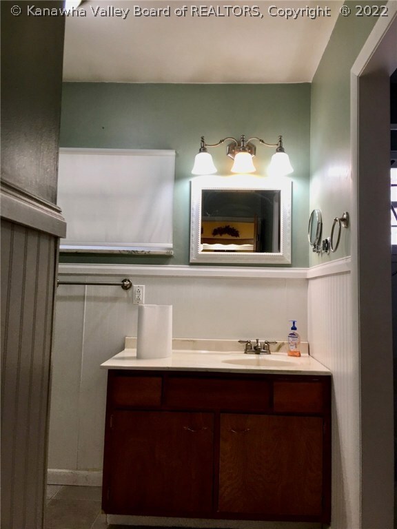 533 18th St, Dunbar, WV 25064 - photo 7