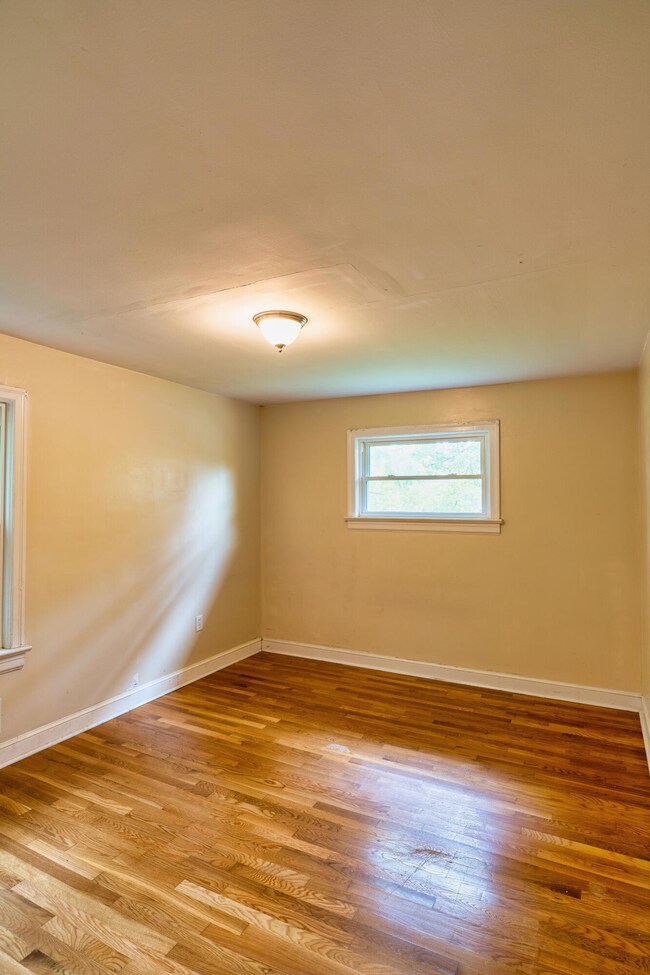 bedroom1
