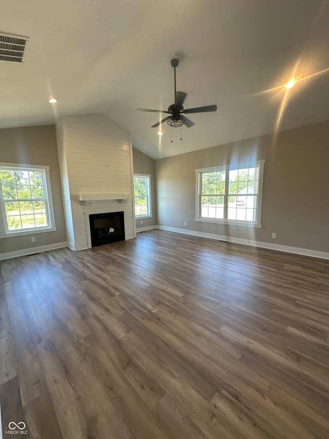 106 Red Oak Ln, Covington, IN 47932 - photo 7