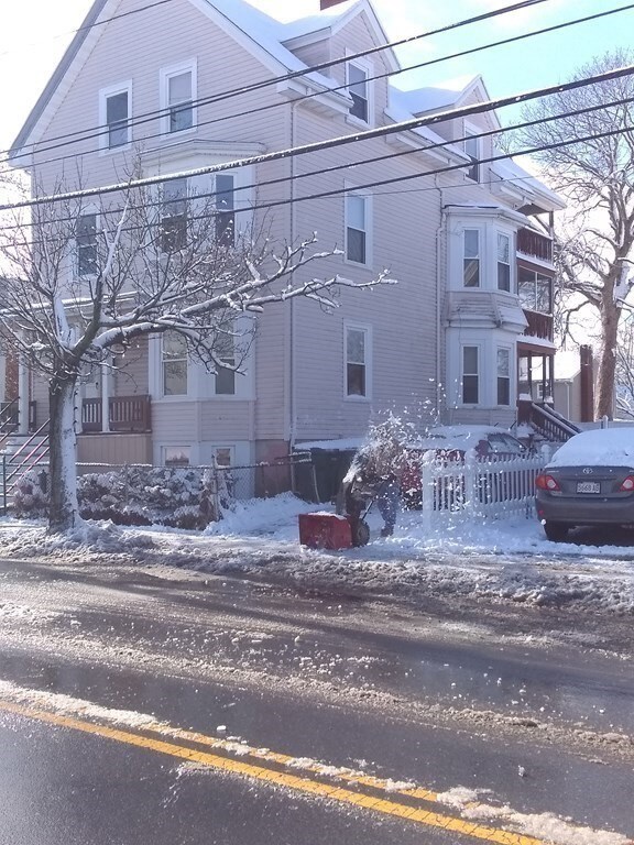 60 Spencer St, Lynn, MA 01905 - photo 2