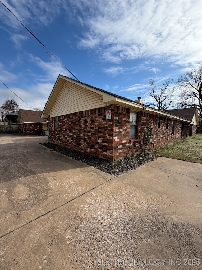 1401 E 55th St unit B, Tulsa, OK 74105 - photo 2