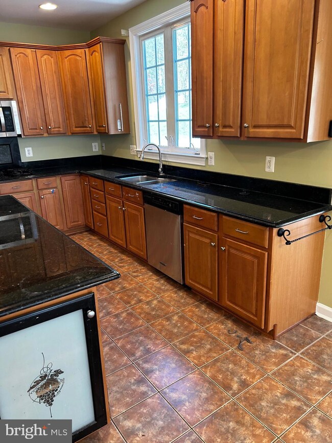 16649 Radcliffe Ln, Woodbridge, VA 22191 - photo 6