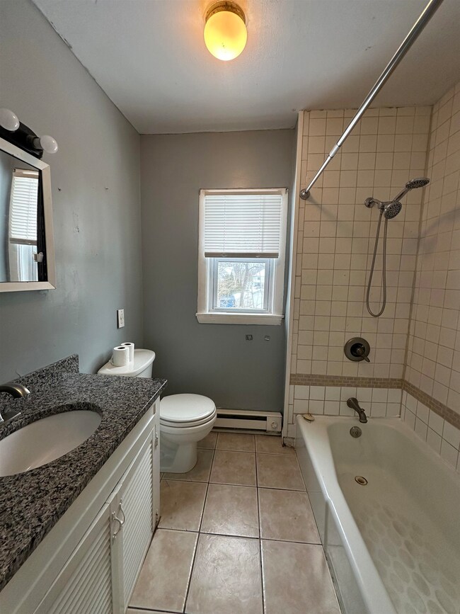 113 Portland Ave unit D, Dover, NH 03820 - photo 6