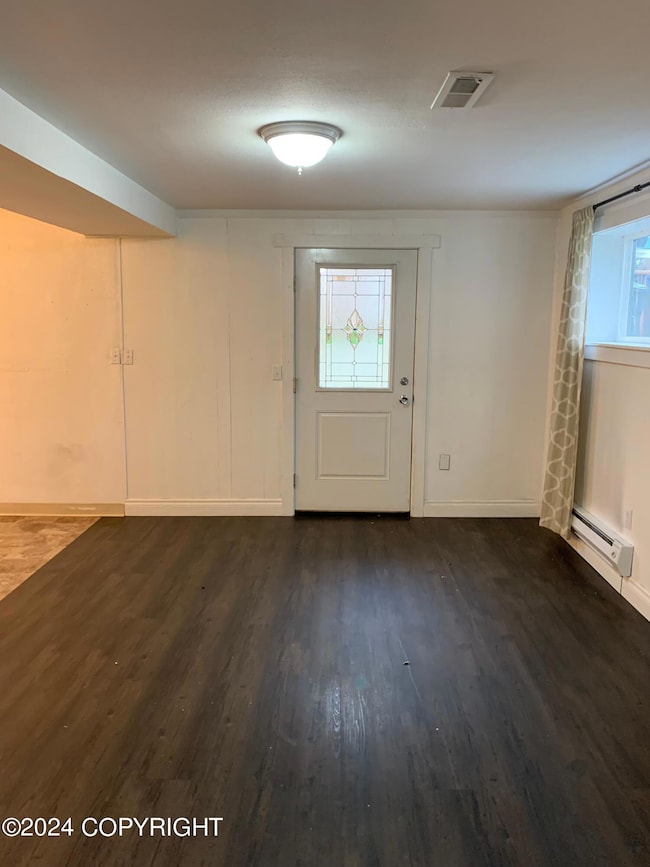 4413 E 8th Ave unit B, Anchorage, AK 99508 - photo 3