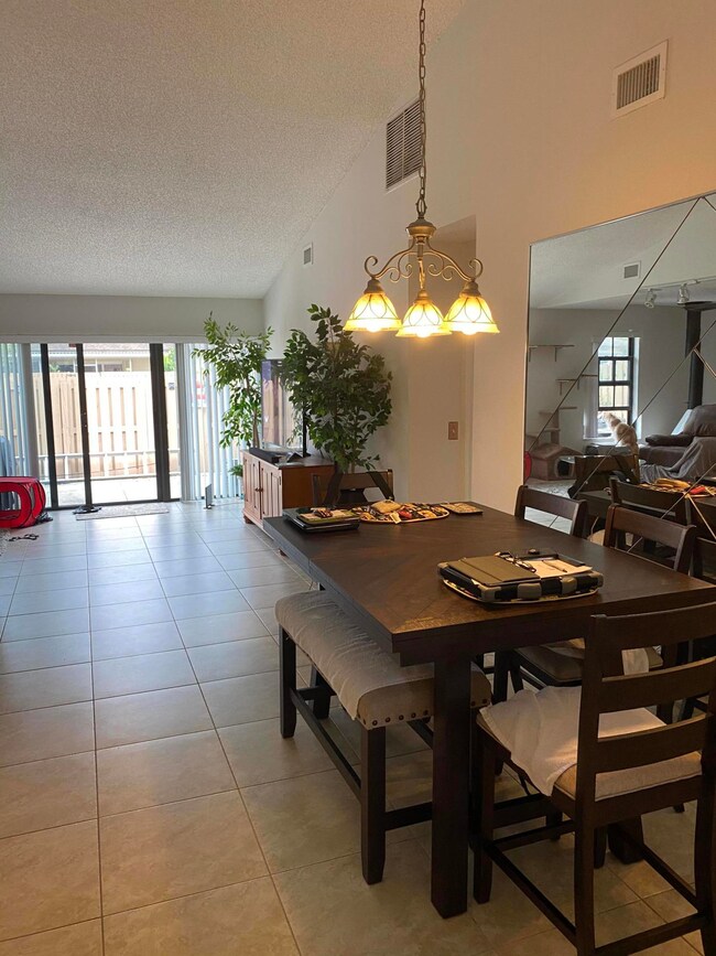 7544 Nova Dr unit 23, Davie, FL 33317 - photo 3