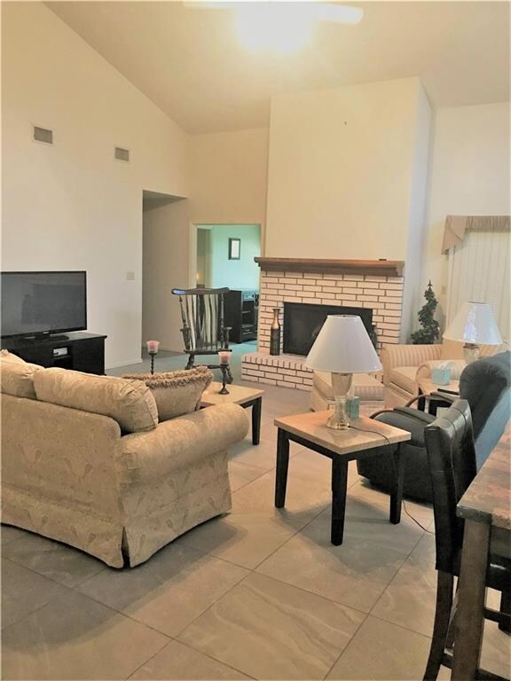 432 Rexine Dr, Alamo, TX 78516 - photo 5