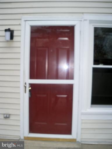 4305 Pembrook Village Dr unit 18, Alexandria, VA 22309 - photo 7