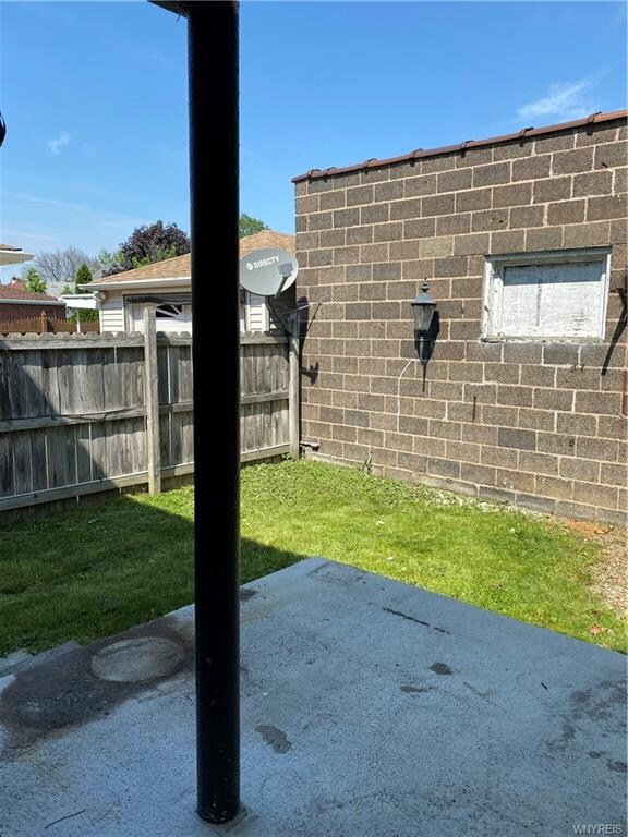 427 21st St, Niagara Falls, NY 14303 - photo 4