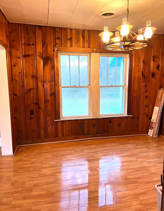 1213 Kentucky 219, Wallins Creek, KY 40873 - photo 5