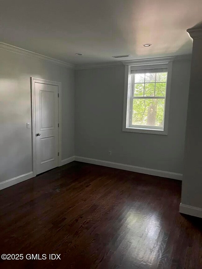 97 Bruce Park Ave unit 2, Greenwich, CT 06830 - photo 6