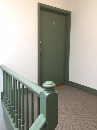 784 Main St unit 4, Cambridge, MA 02139 - photo 3