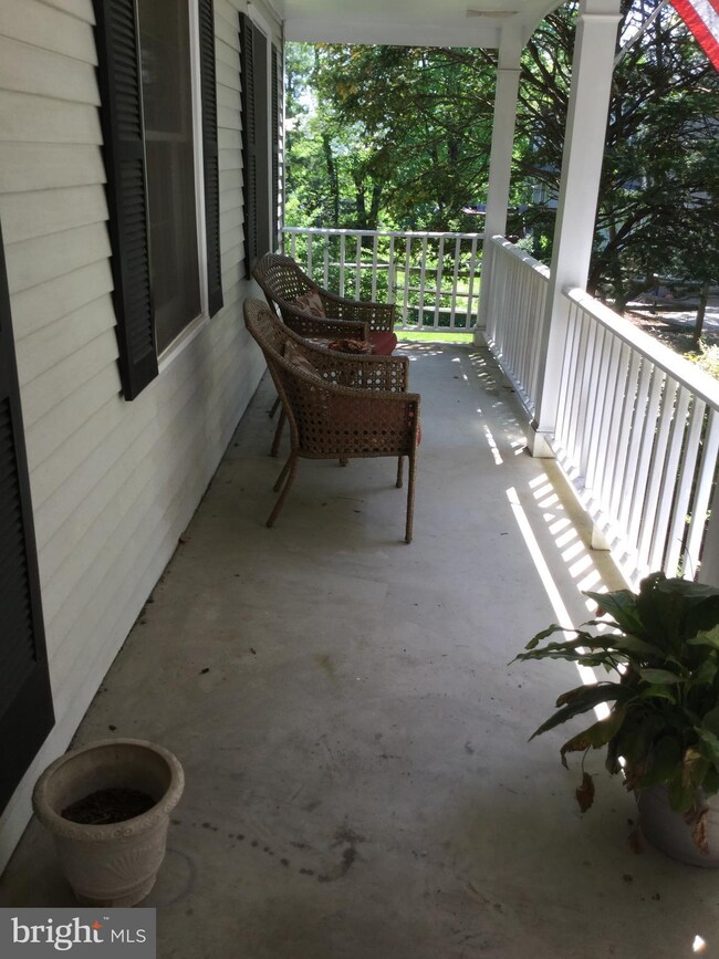 10026 The Mending Wall, Columbia, MD 21044 - photo 5