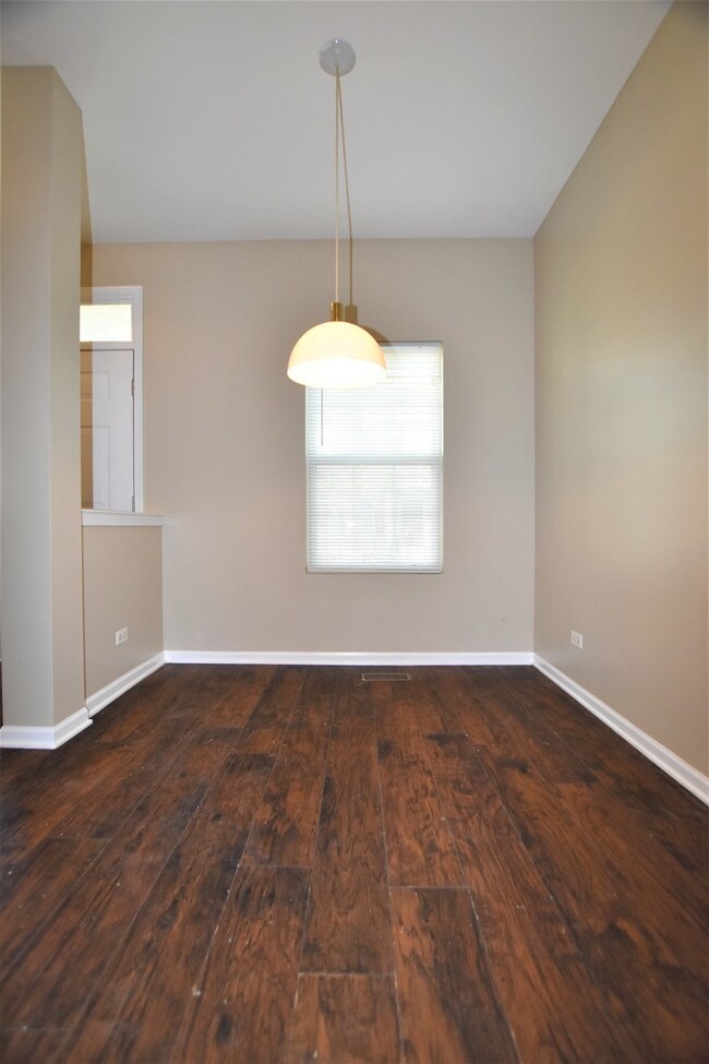 2330 Reflections Dr unit 2330, Aurora, IL 60502 - photo 6