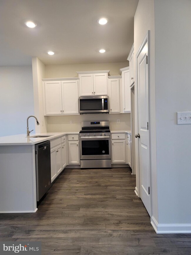 31 Peregrine Way, Burlington, NJ 08016 - photo 6