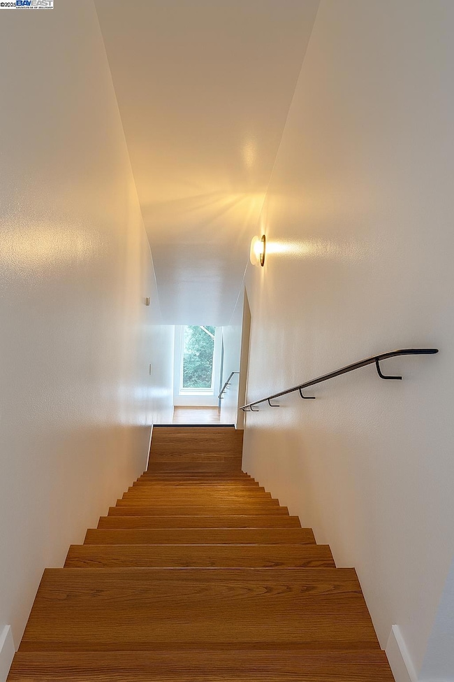 3660 Oak Knoll Blvd, Oakland, CA 94605 - photo 5