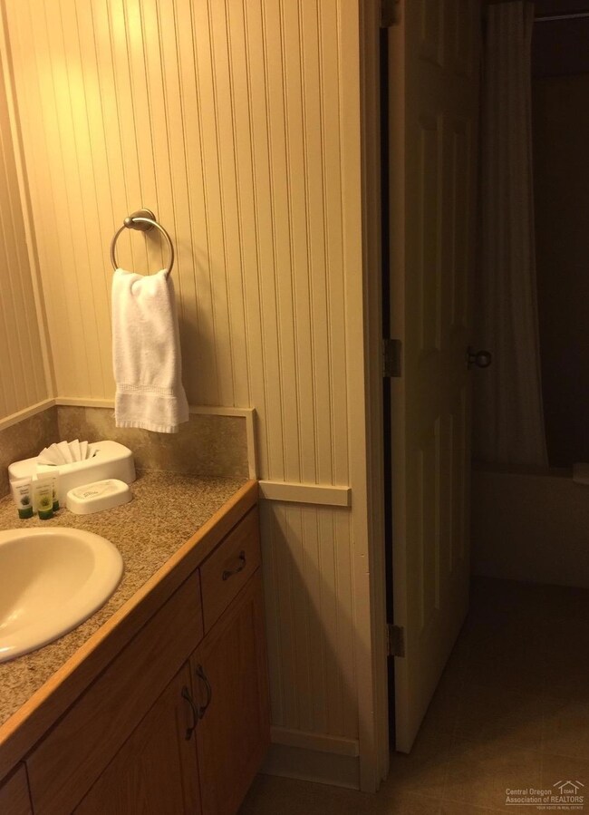 1830 Redtail Hawk Dr, Redmond, OR 97756 - photo 5