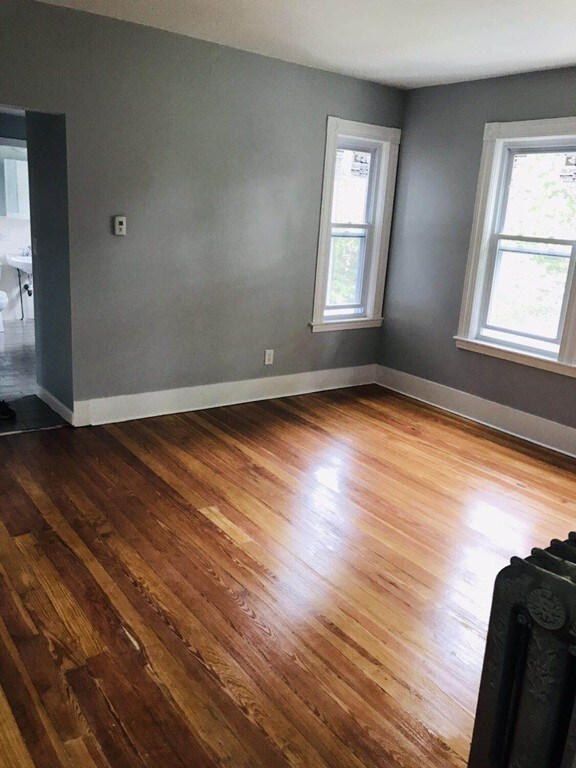 68 Beach St unit 4, Quincy, MA 02170 - photo 3