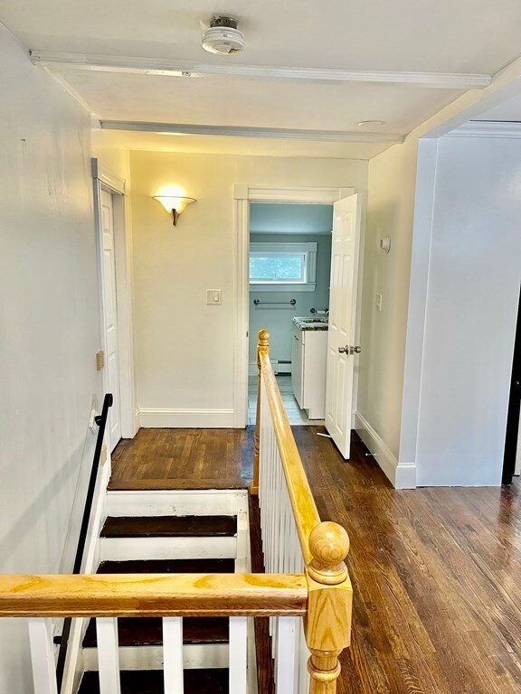 7 Huss Ct unit 2, Lynn, MA 01905 - photo 4