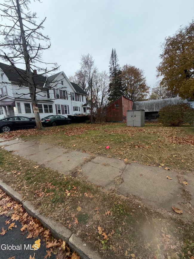 108 Forest St, Gloversville, NY 12078 - photo 4