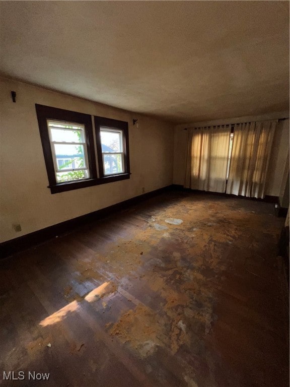 2137 12th St SW, Akron, OH 44314 - photo 4