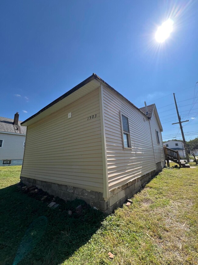 1503 Summer St, Hammond, IN 46320 - photo 5