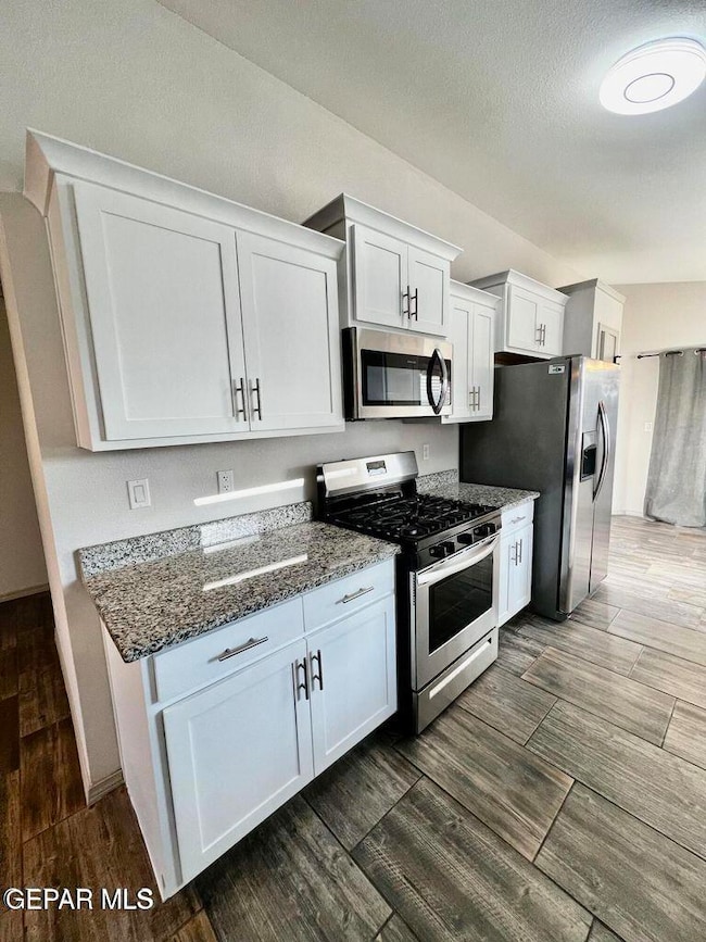 10148 Red Valley St, El Paso, TX 79927 - photo 6