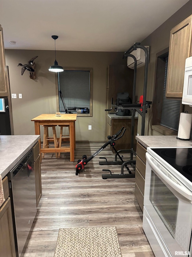 814 Hyde Park Rd, Royalton, IL 62983 - photo 7