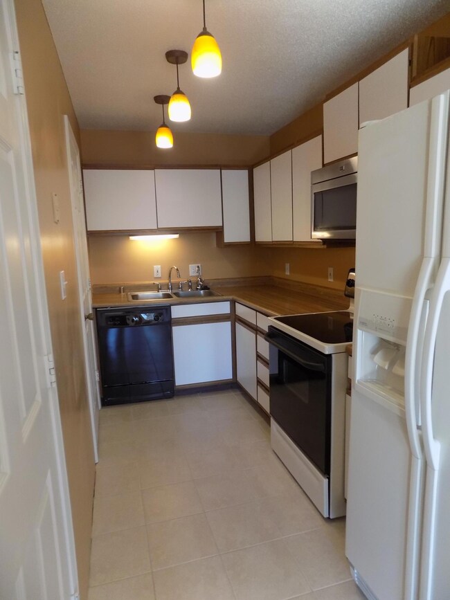 7 Kitchen