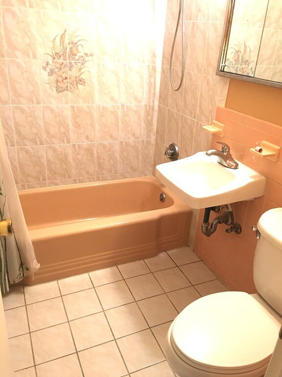 205 Kent St unit 27, Brookline, MA 02446 - photo 3