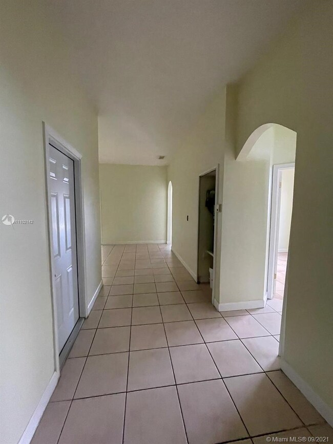14031 SW 152nd Terrace unit 14031, Miami, FL 33177 - photo 3