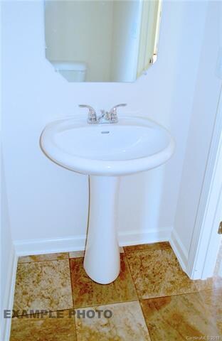 811 Chevelle Dr unit 28, Statesville, NC 28677 - photo 5