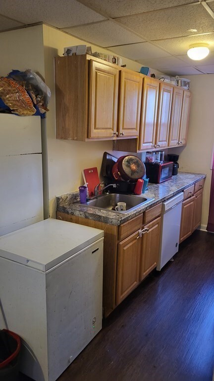 222 Cumberland Rd, Lowell, MA 01850 - photo 5