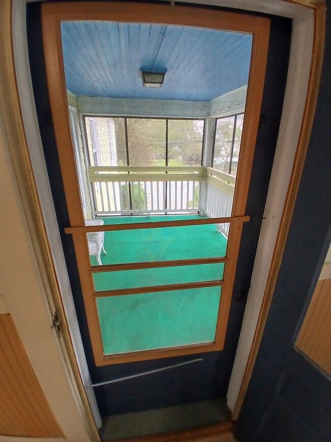 71 Harrison Ave unit 2, Rutland, VT 05701 - photo 4