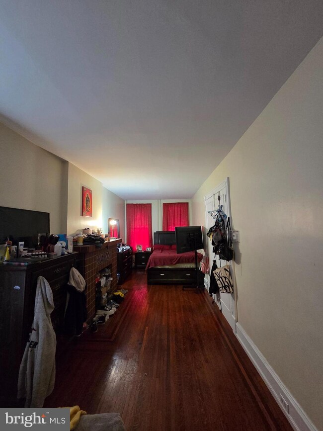 701 N 11th St, Reading, PA 19604 - photo 6