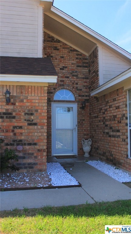 922 Whirlaway Dr, Copperas Cove, TX 76522 - photo 2