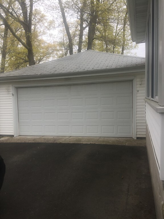 194 Austin St, Fall River, MA 02723 - photo 2