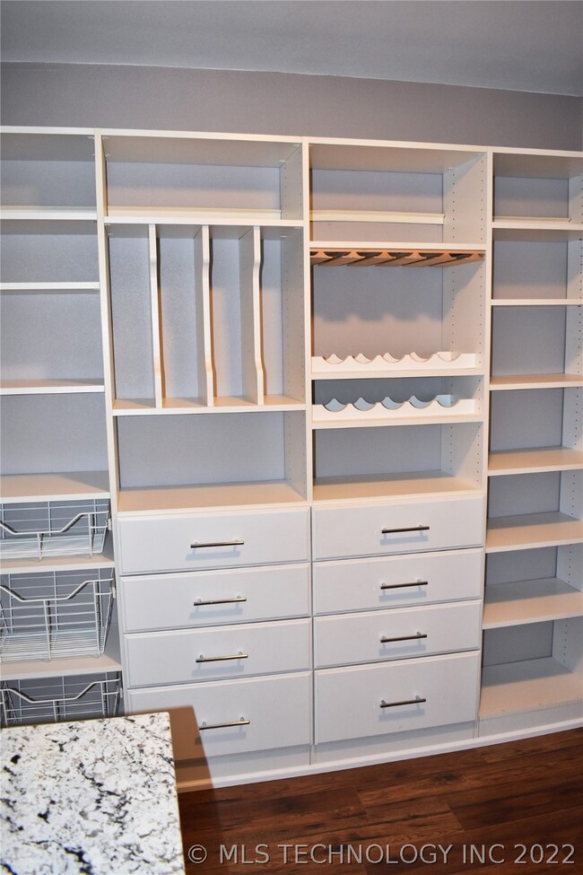 914 N 4190 Rd, Hugo, OK 74743 - photo 6