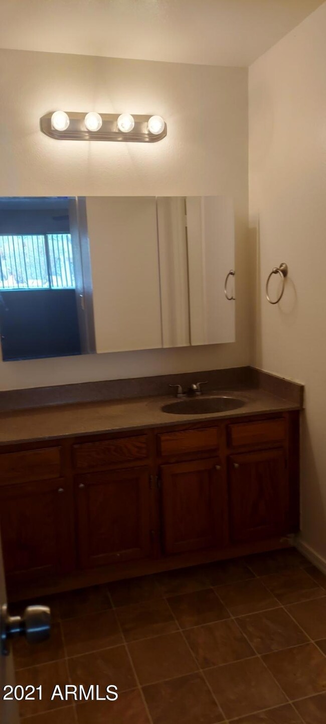 118 Bathroom